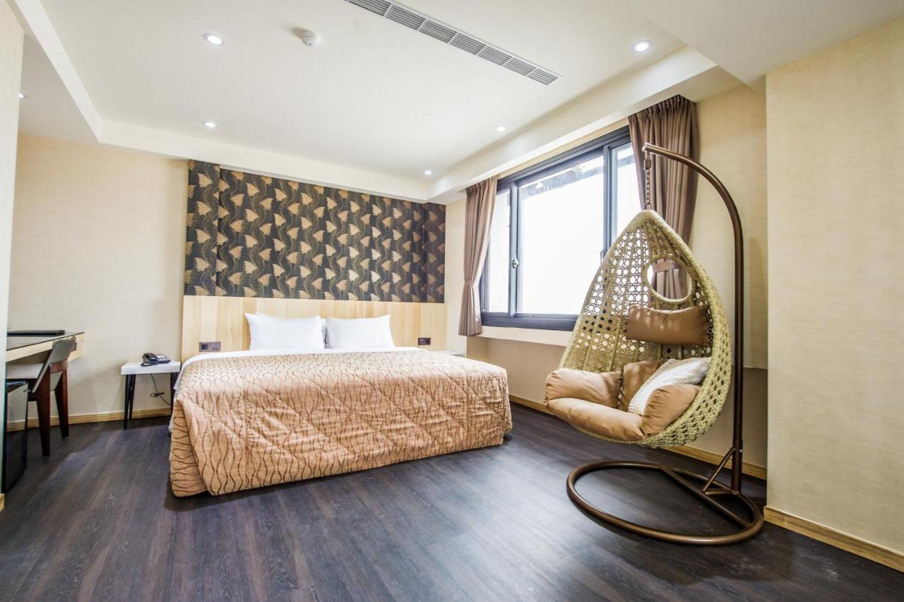 Red Hotel Yuanlin Exterior foto